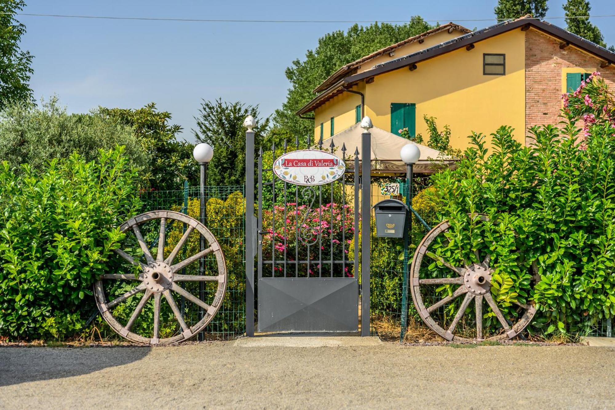 La Casa Di Valeria - Modena Bed & Breakfast Luaran gambar