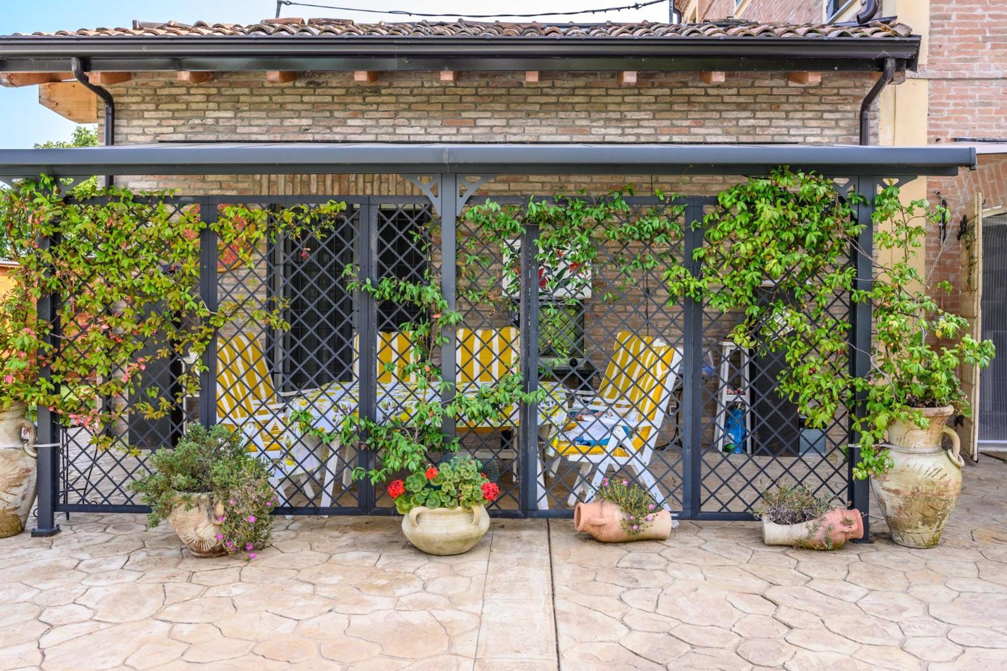 La Casa Di Valeria - Modena Bed & Breakfast Luaran gambar